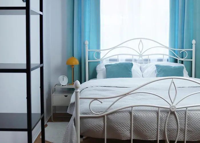 Flora - Mtp & Park Wilsona Apartmán *